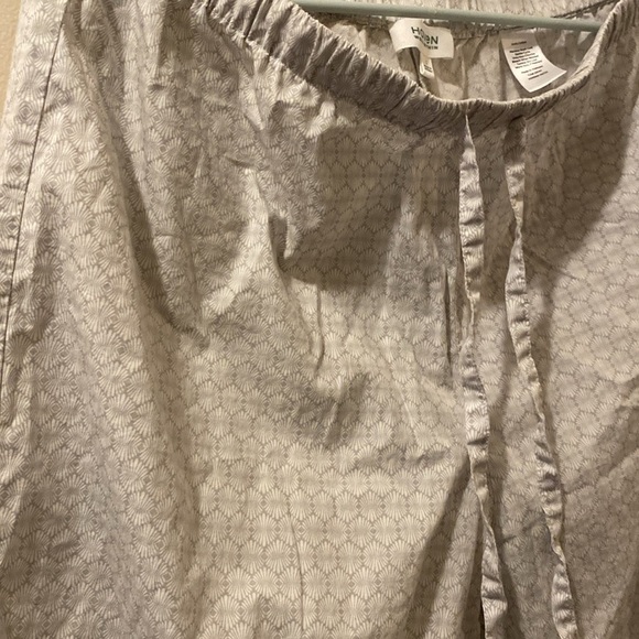 Haven Well Within -Women’s - large -Pajama pants - 100% cotton -Gray / white - Picture 3 of 6